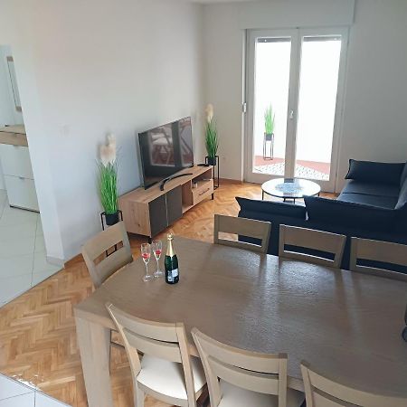 Apartman Luna 자다르 외부 사진