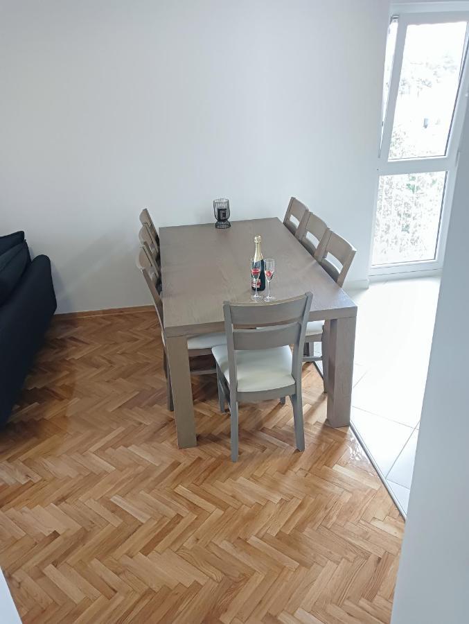Apartman Luna 자다르 외부 사진